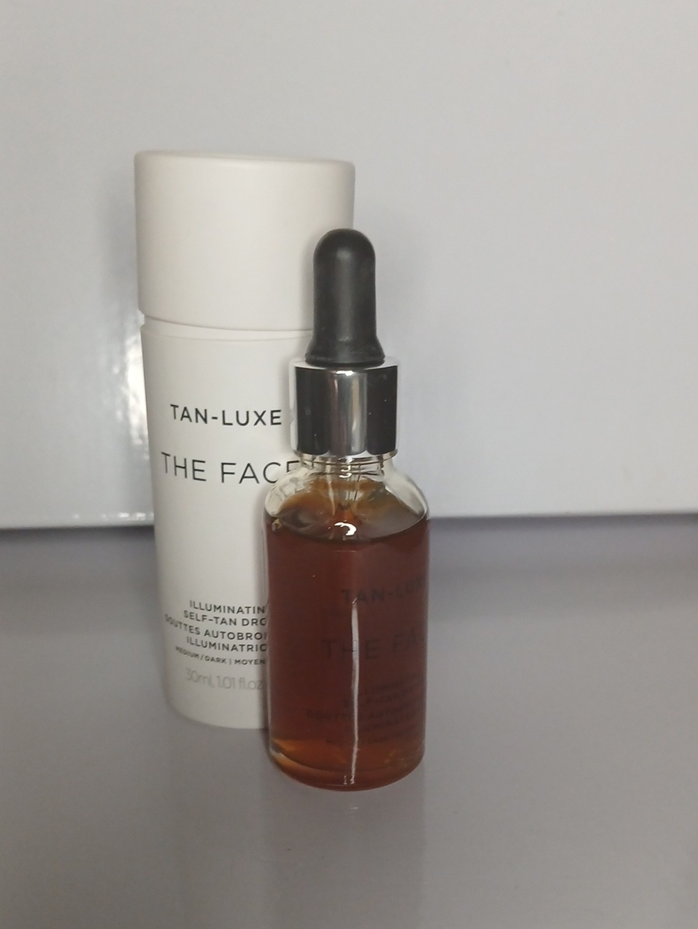 Medium / Dark Tan-luxe The Face Illuminating Self-Tan Drops - 1 Oz